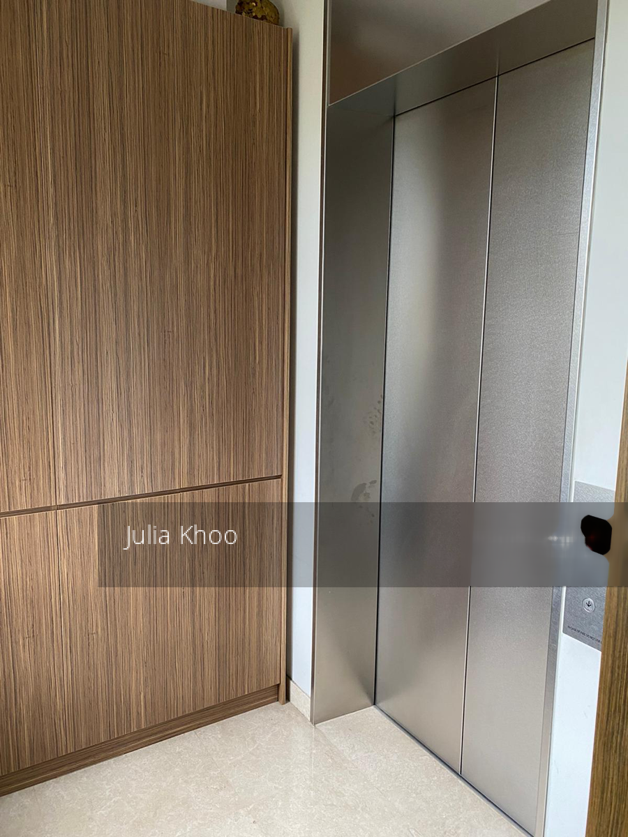 Latitude (D10), Condominium #268924801